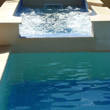 Apartmanhotel Les Caraibes Sérignan