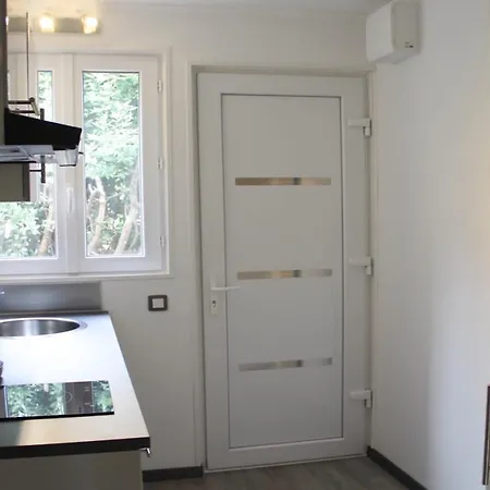Les Caraibes Apartmanhotel Sérignan