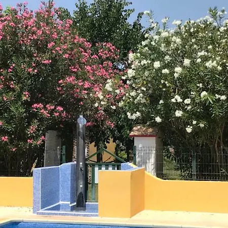 Les Caraibes Apartmanhotel Sérignan